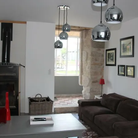 Сasa de vacaciones La Maison D'en Face *