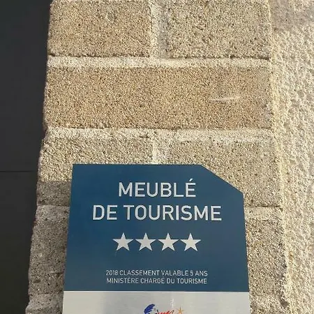 La Maison D'en Face *